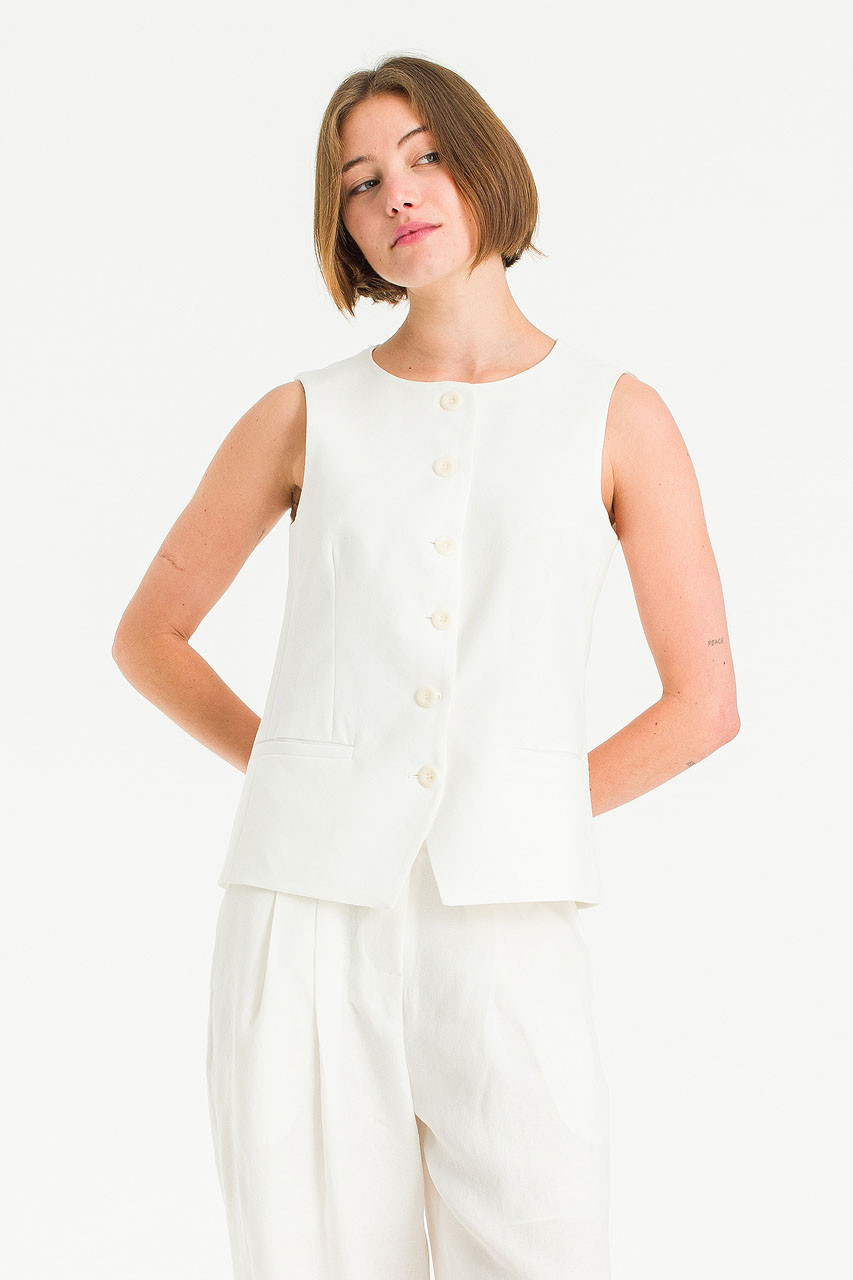 Atelier Vest, Ivory