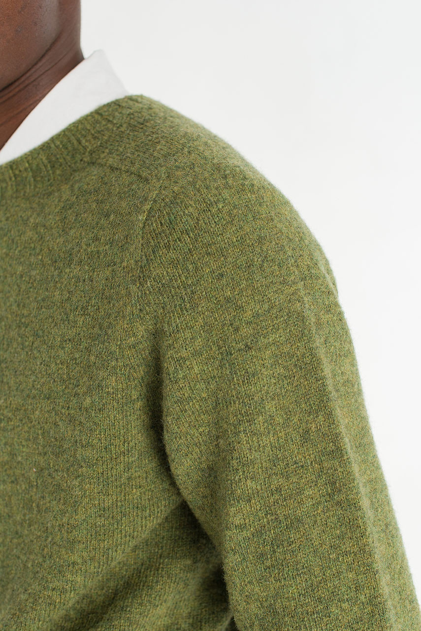 Menswear | Lochfield Wool Seamless Jumper, Olive Green