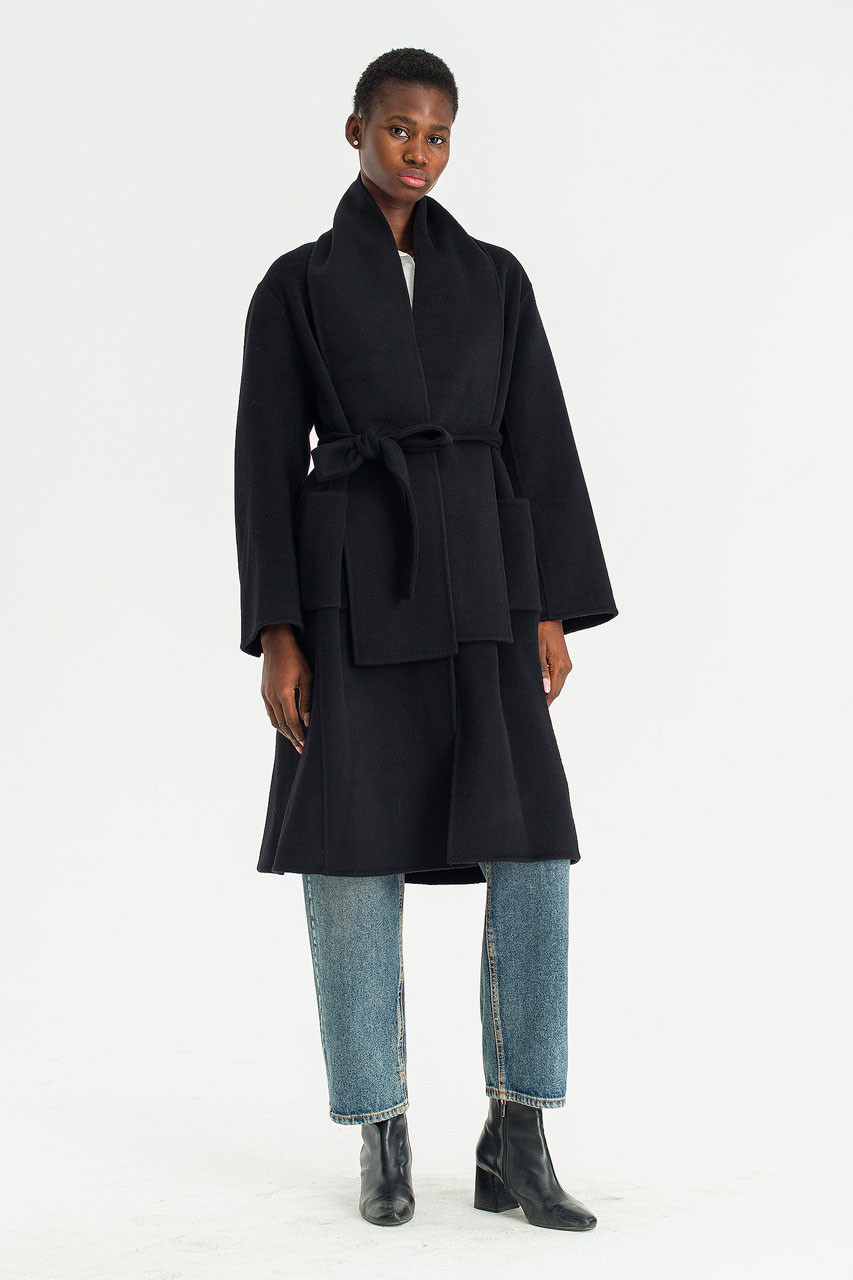 Still Belted Seamless Coat, Black