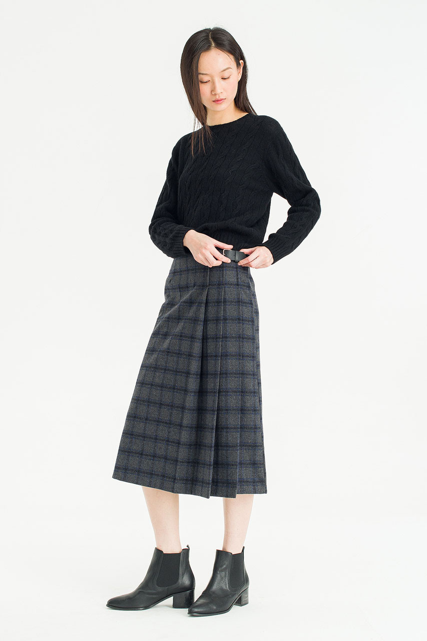 Silent Cable Knit, Black