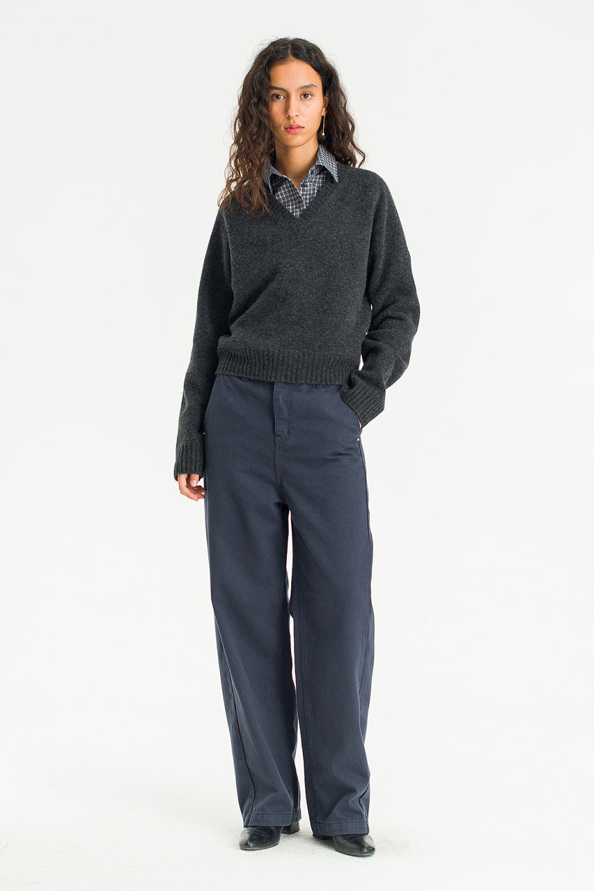 Fine Seamless V Neck  Neck Jumper, Charcoal