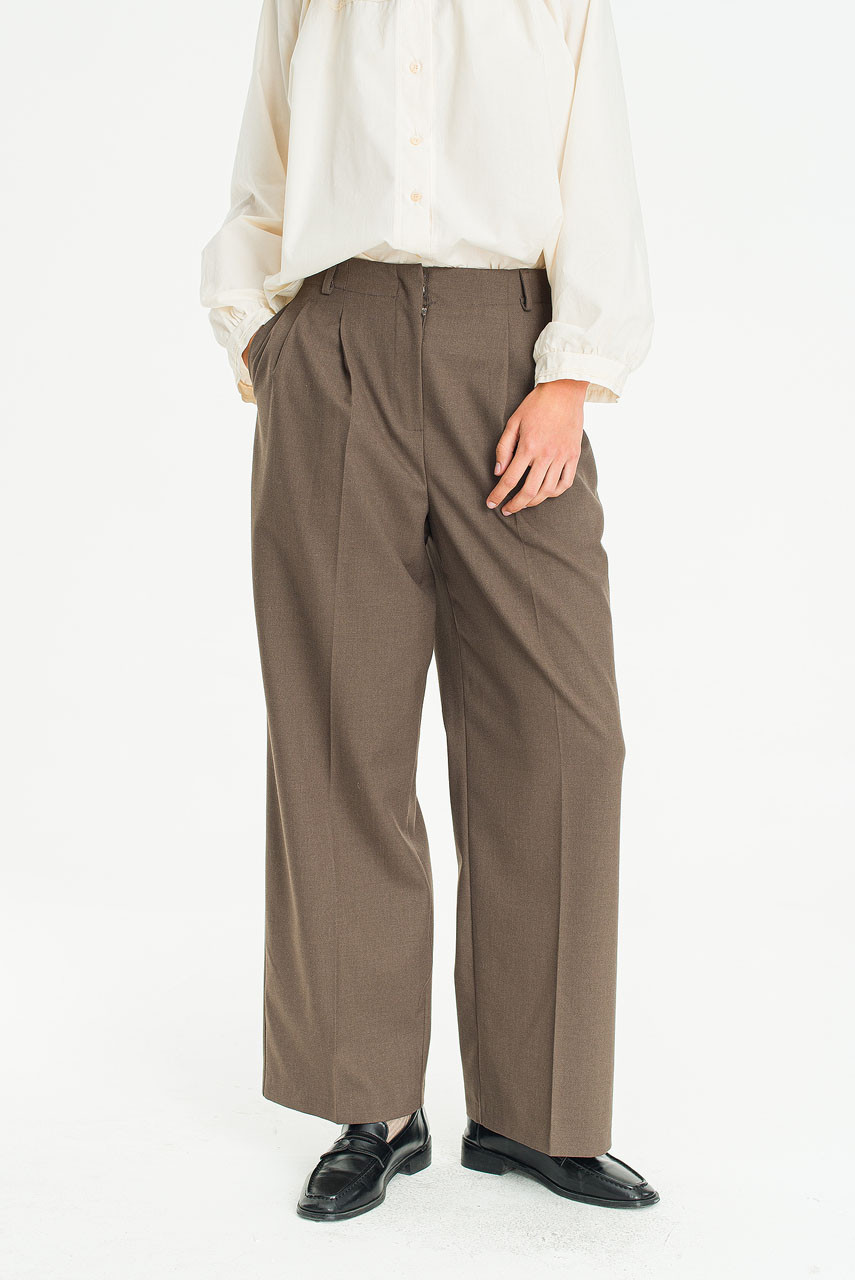 Drift Pin Tuck Trousers, Dark Brown