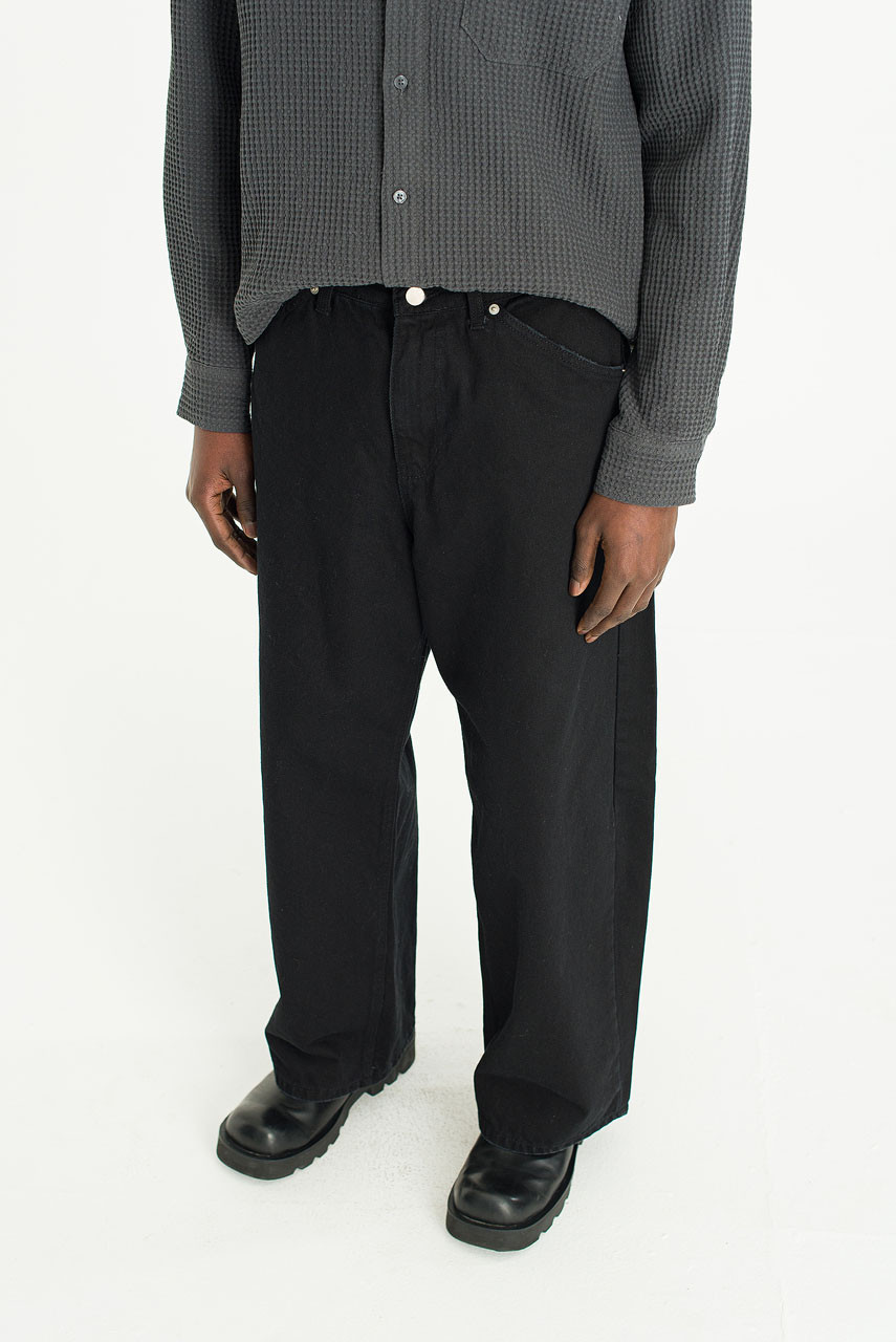 Menswear | Curved Twill Pants, Black