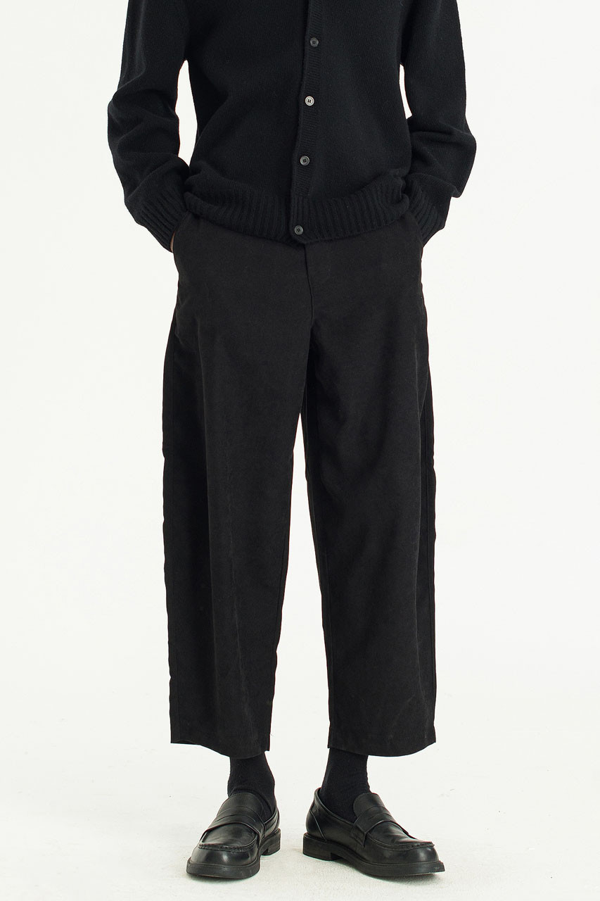 Menswear | Lightweight Curved Pants, Black