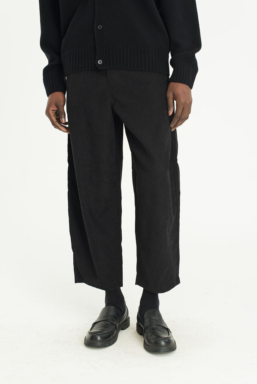 Menswear | Lightweight Curved Pants, Black