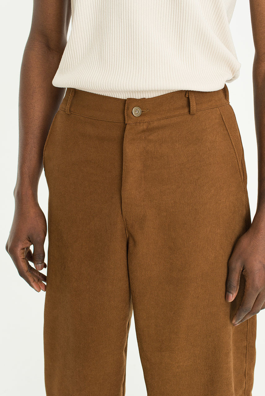 Menswear | Lightweight Curved Pants, Brown