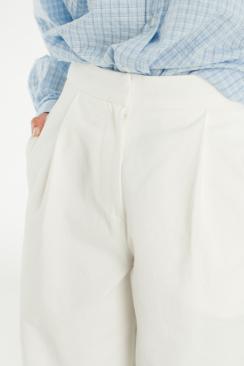 Cosy Pin Tuck Pants, White
