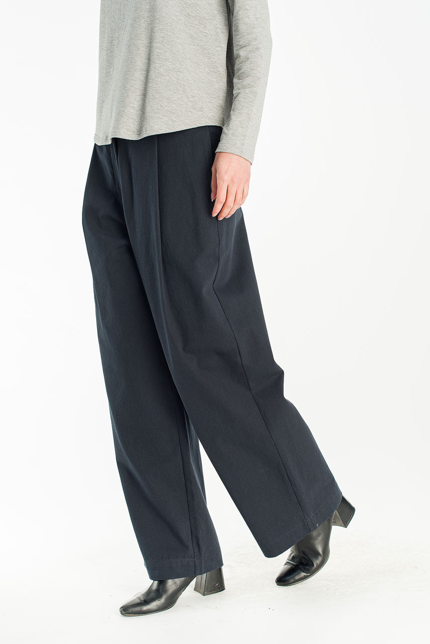 Cosy Pin Tuck Pants, Navy