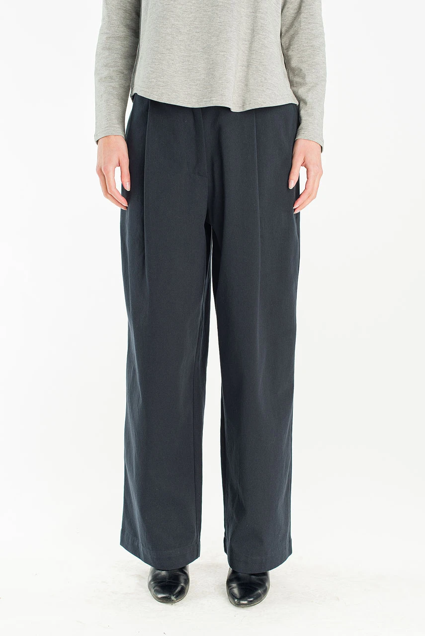 Cosy Pin Tuck Pants, Navy
