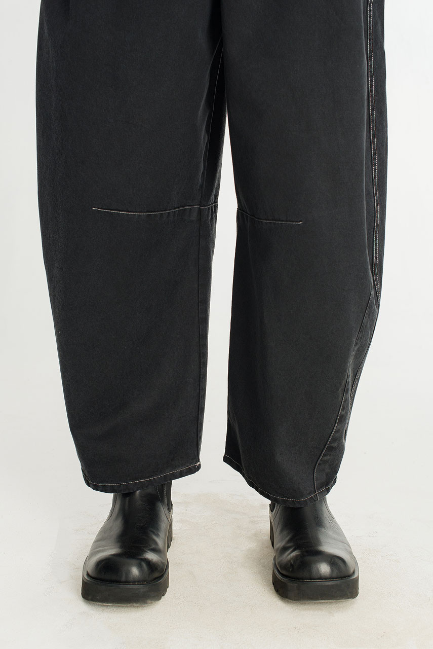 Menswear | Darted Balloon Pants, Black