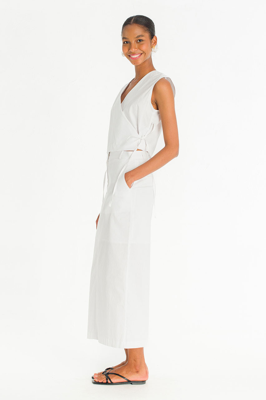 Lucy Vest, Ivory