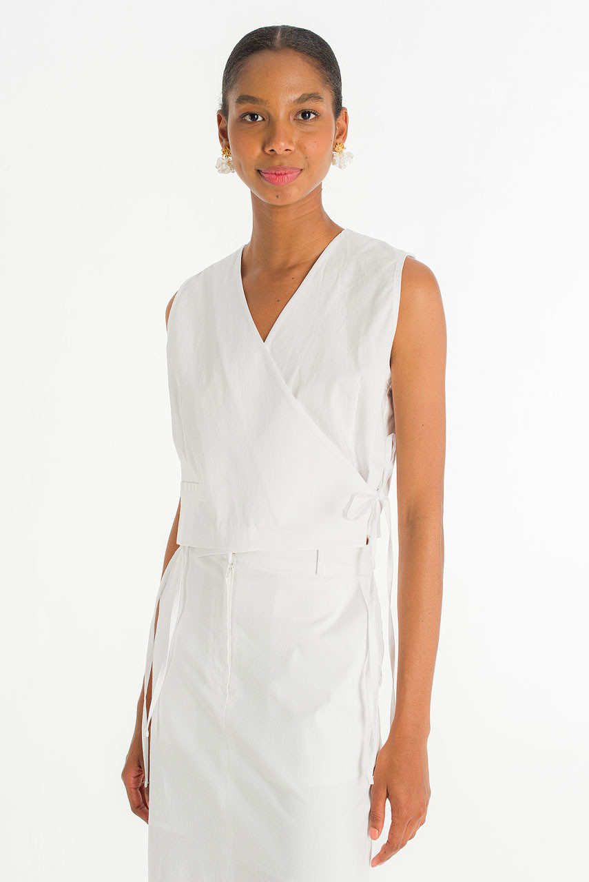 Lucy Vest, Ivory
