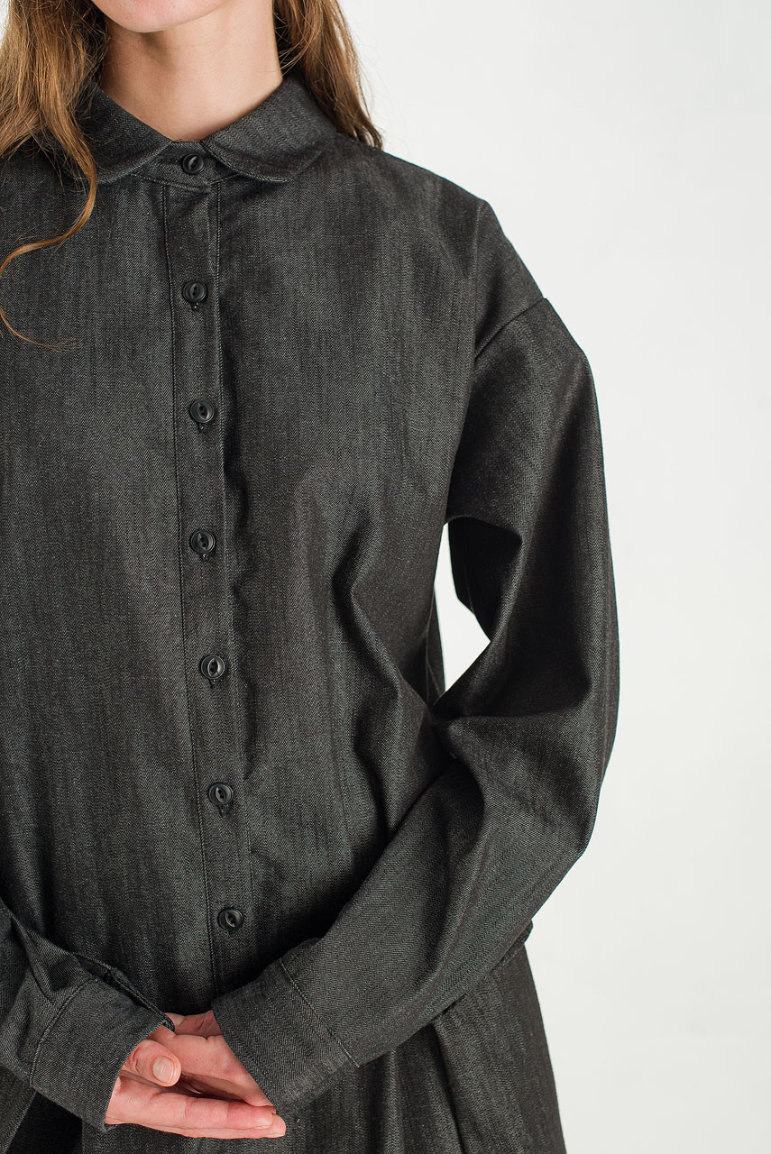 Yoko Peterpan Collar Shirt, Black