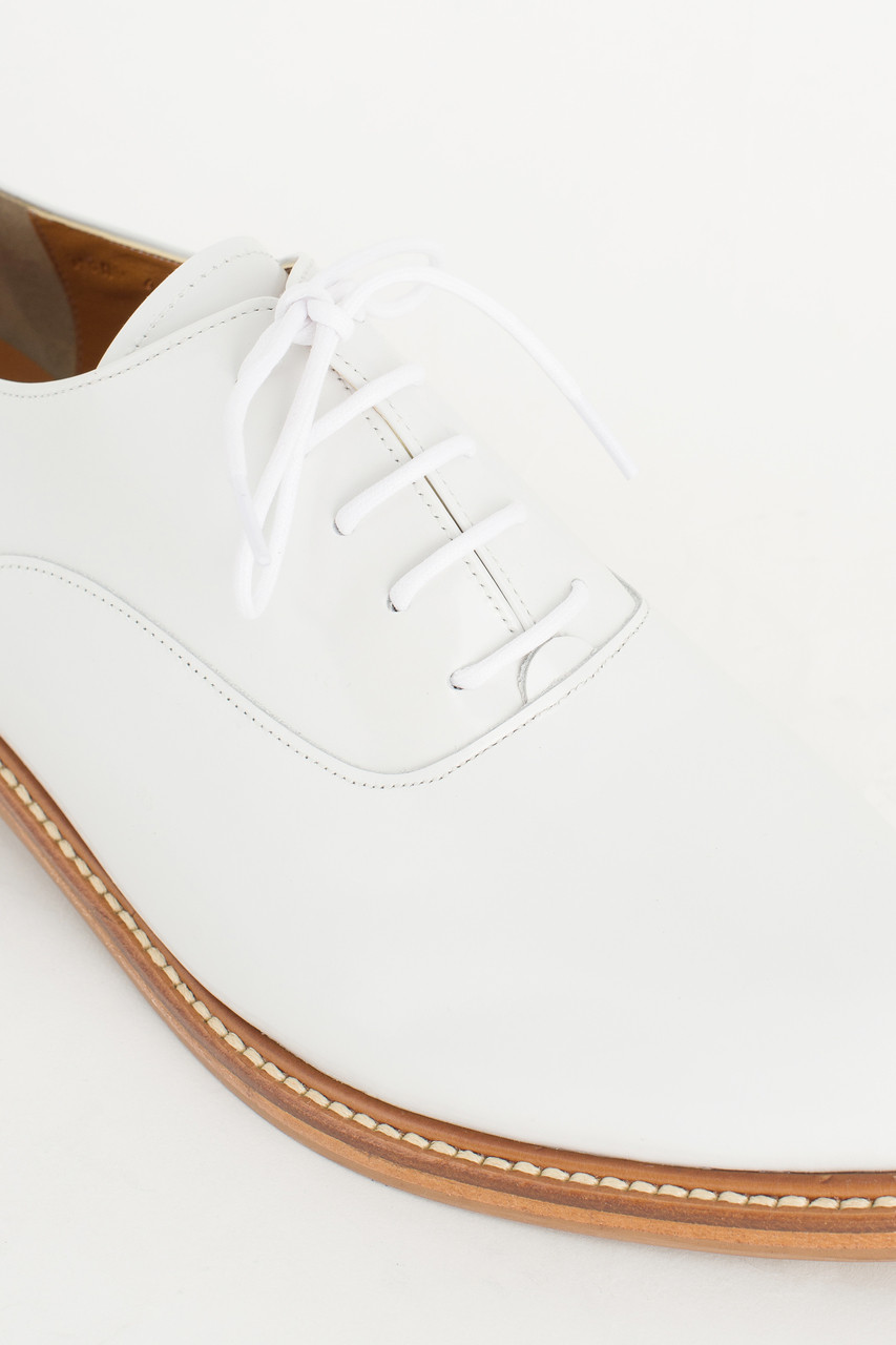 Pointed Oxford Shoes, White