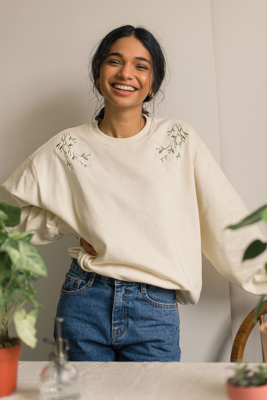 Daisy Embroidered Lace Sleeve Sweatshirt, Ivory