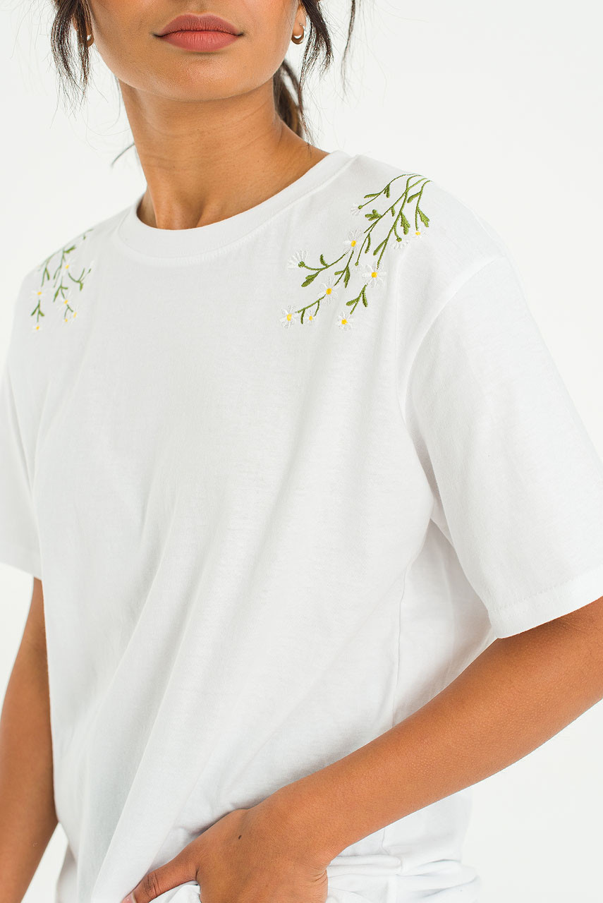 Daisy Embroidered Tee, White