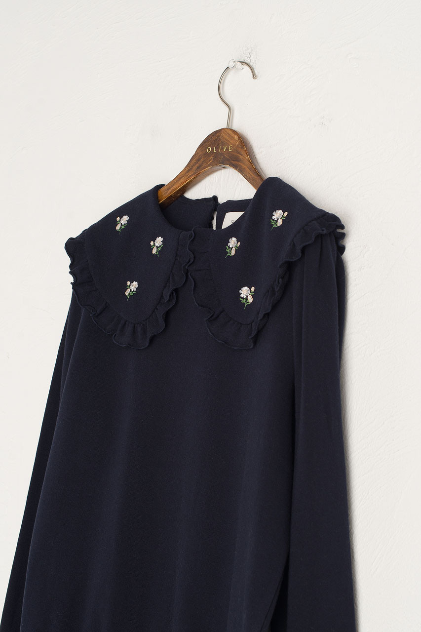 Wild Daisy Embroidered Sweatshirt, Navy