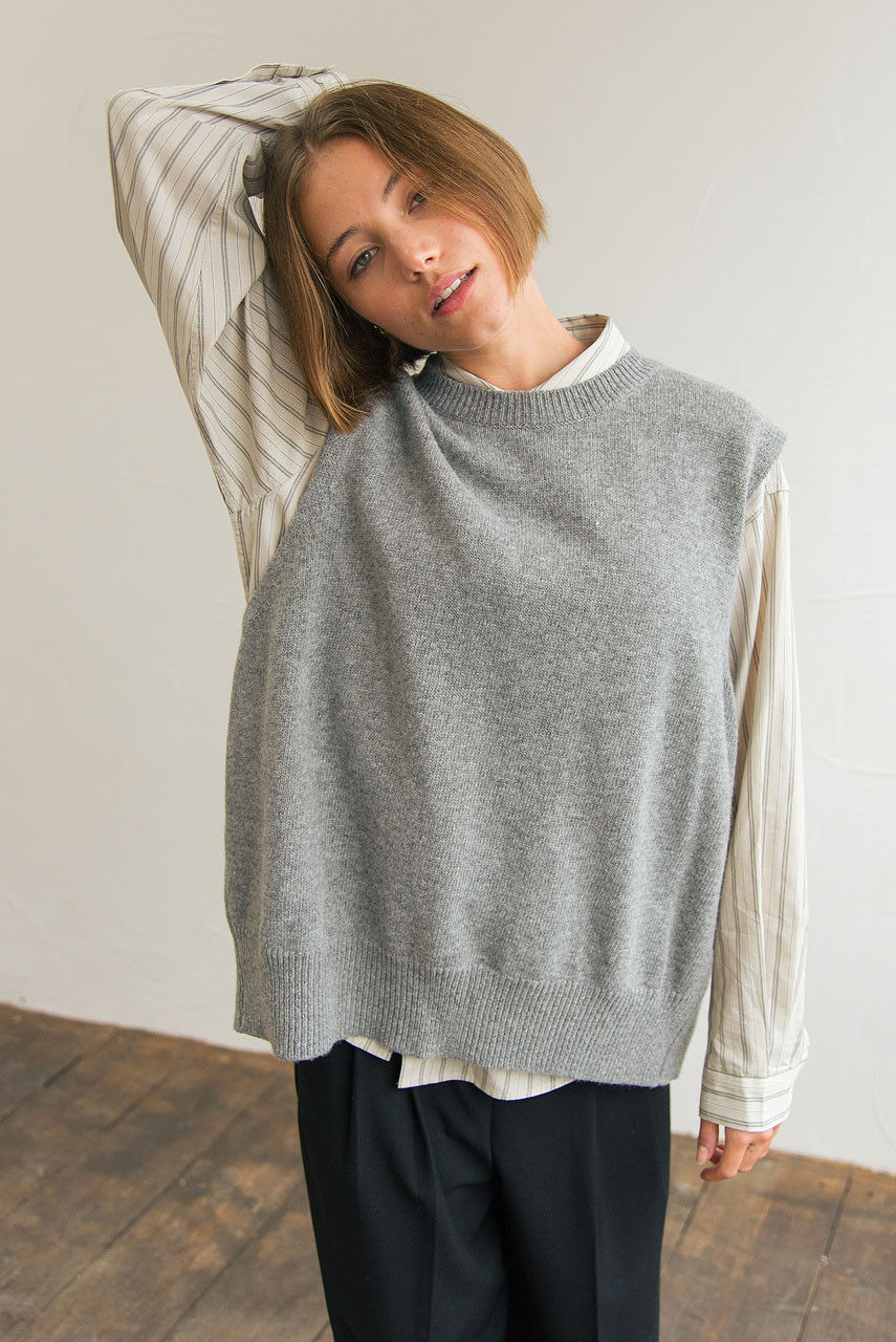 Leah Open Back Knit Vest, Grey