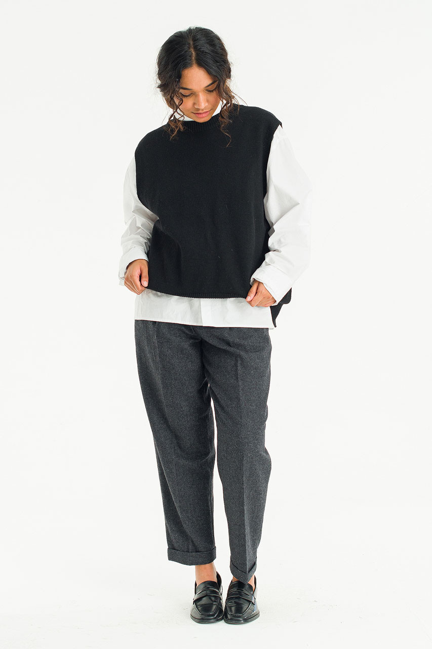 Leah Open Back Knit Vest, Black