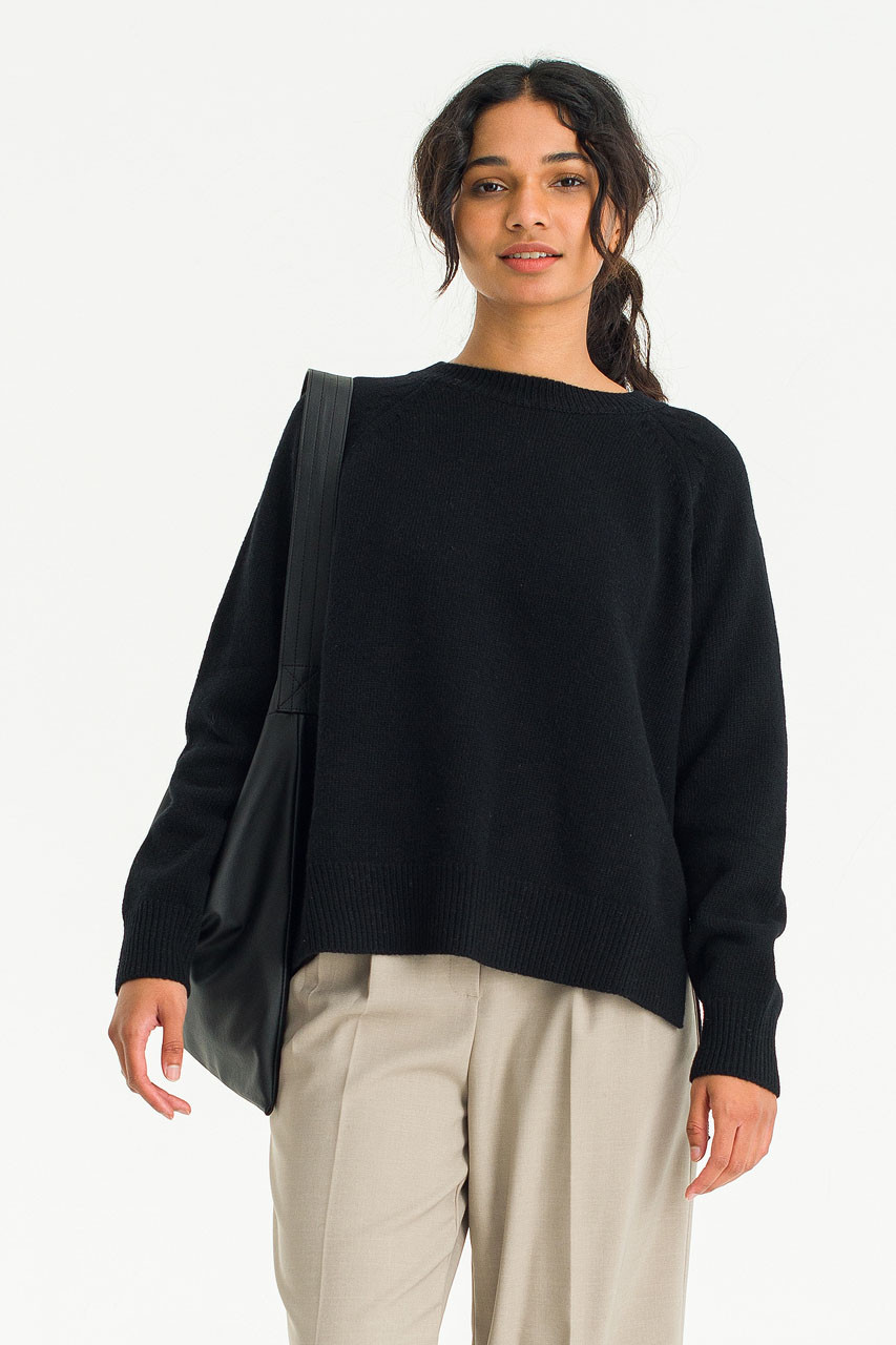 Unbalanced Crew Neck Knit, Black