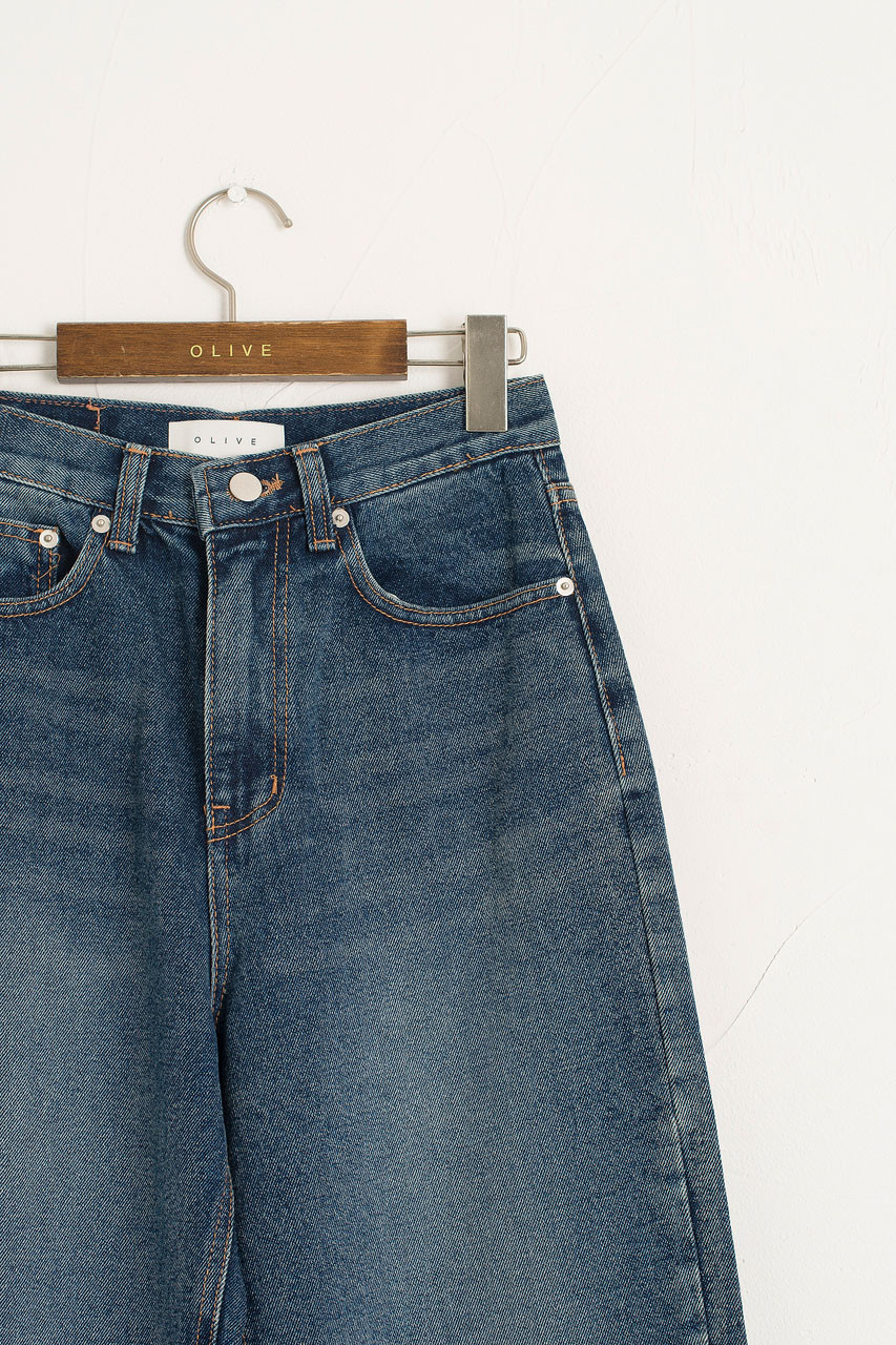 Curved Leg Denim Jean, Mid Blue