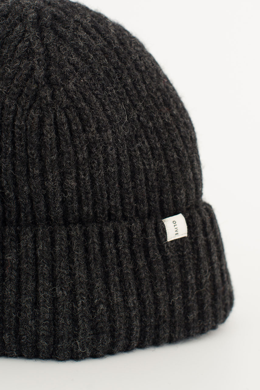 Himari Ribbed Wool Beanie, Charcoal