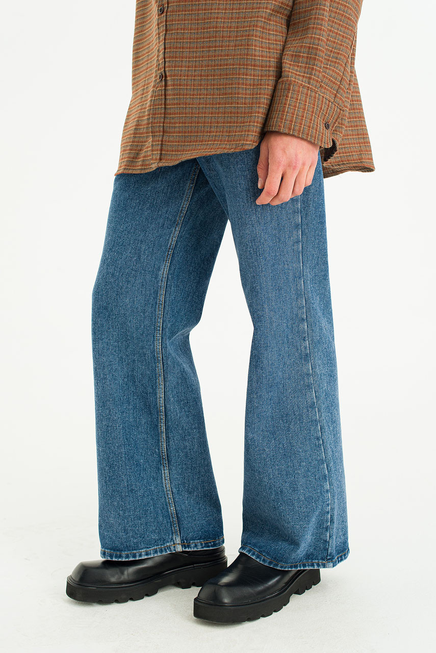 Menswear | Wide Bootcut Jeans, Mid Blue 