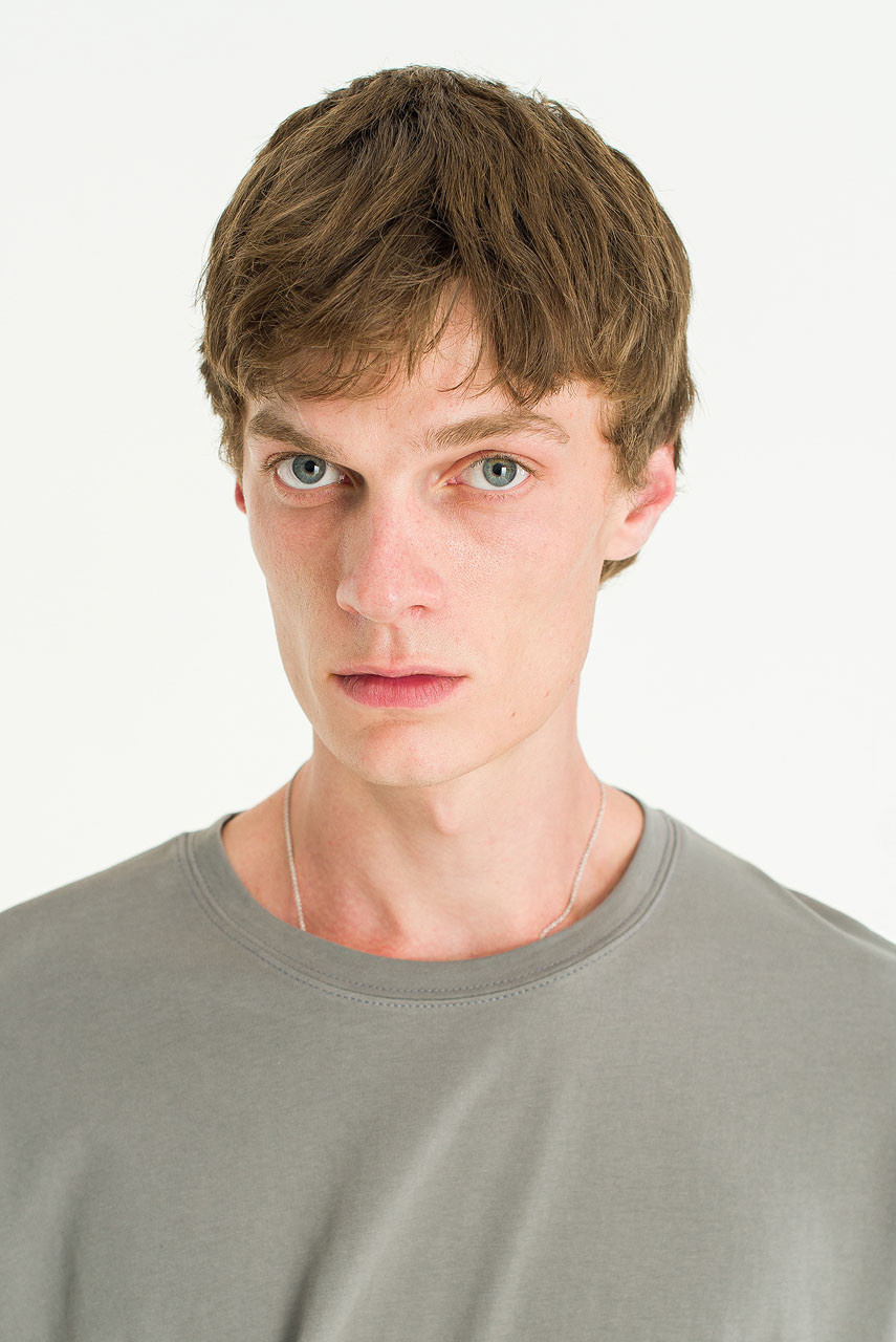 Menswear | Pale Short Sleeve Tee, Charcoal 