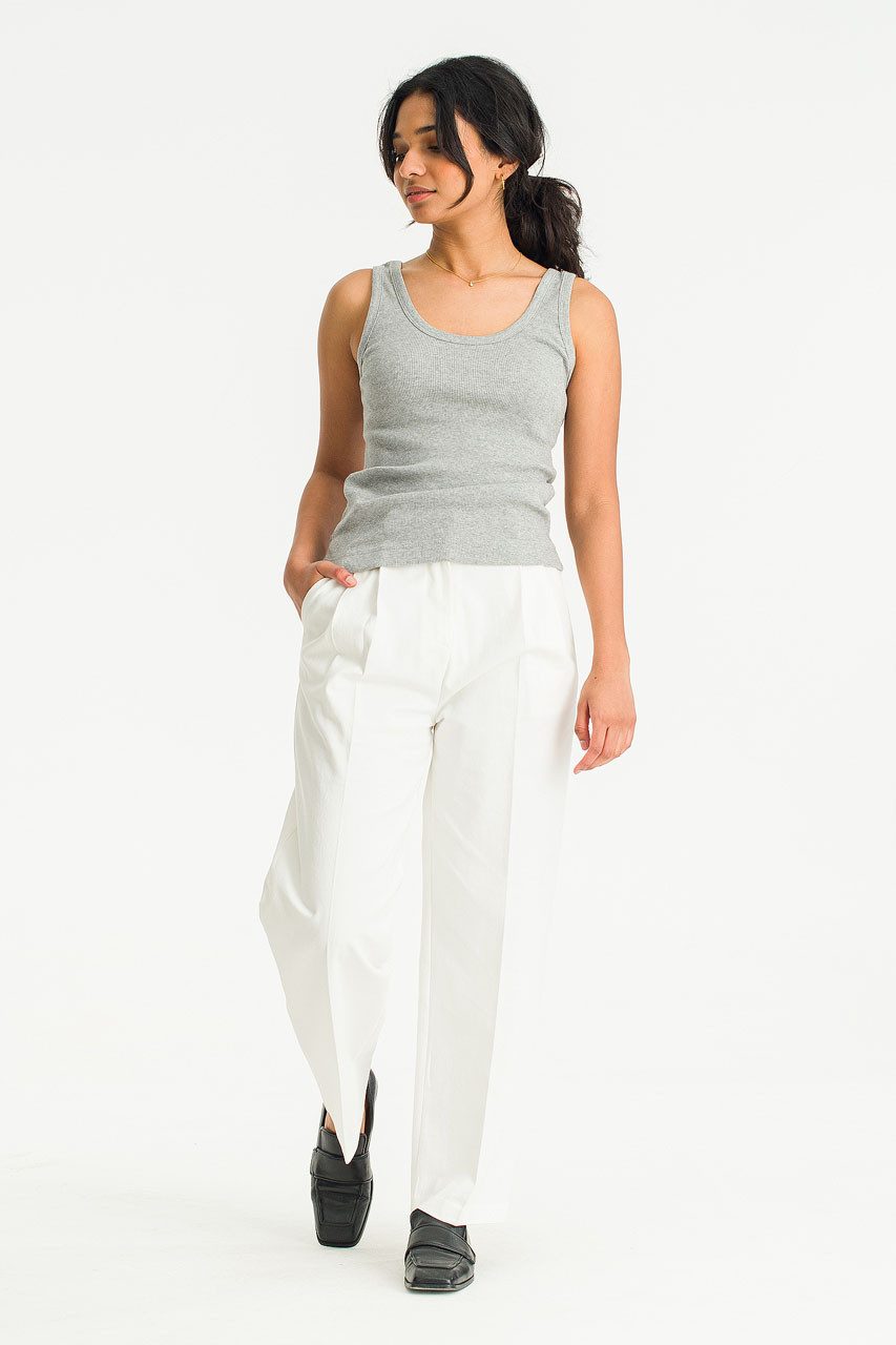 Gabriela Pintuck Chino, Ivory