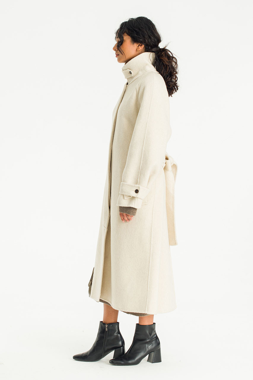 Aya Seamless Two Way Neck Coat, Ivory