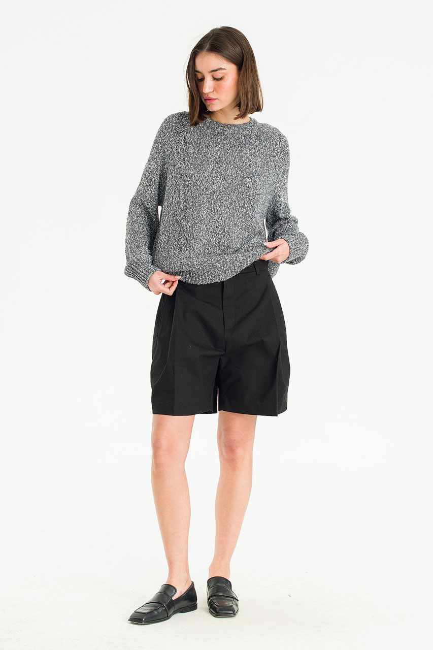 Hina Pintuck Shorts, Black