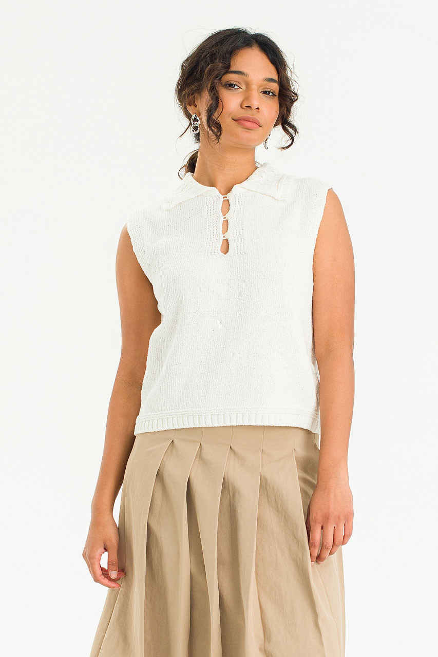 Bou Vest, Ivory