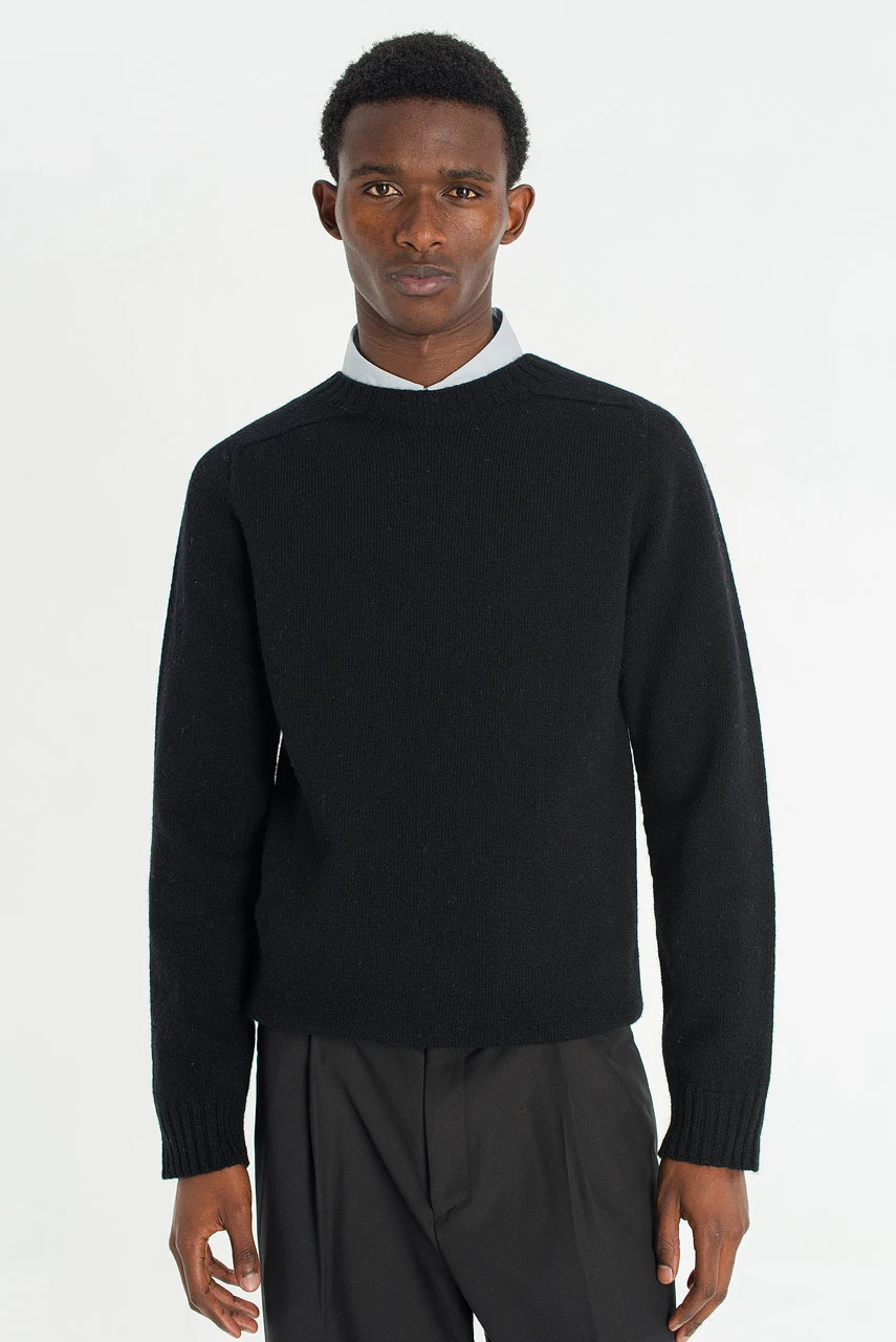 Menswear | Lochfield Wool Seamless Jumper, Black
