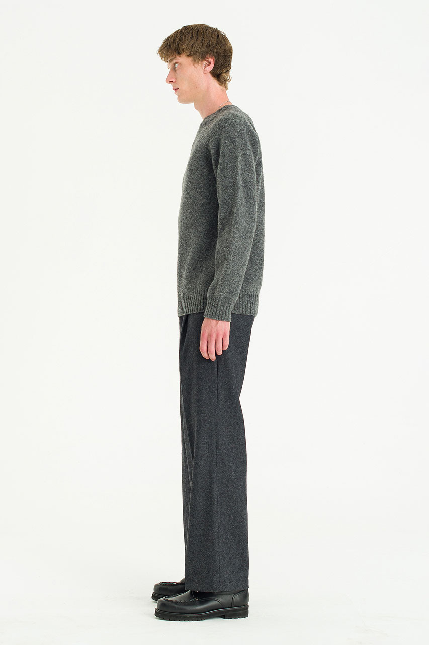 Menswear | Lochfield Wool Seamless Jumper, Dark Grey