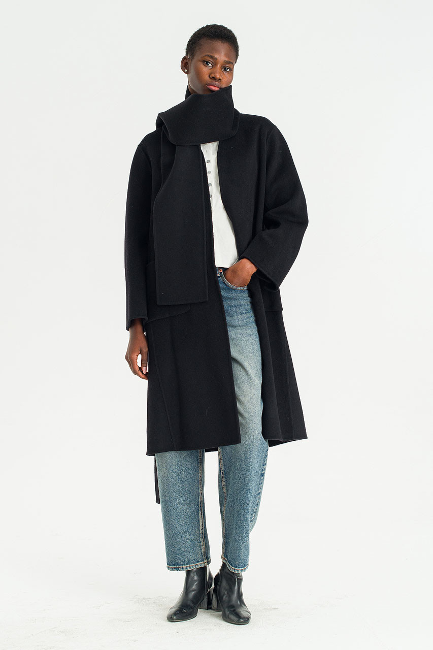 Still Belted Seamless Coat, Black