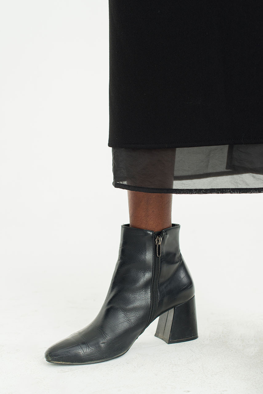 Still Tailor Skirt, Black