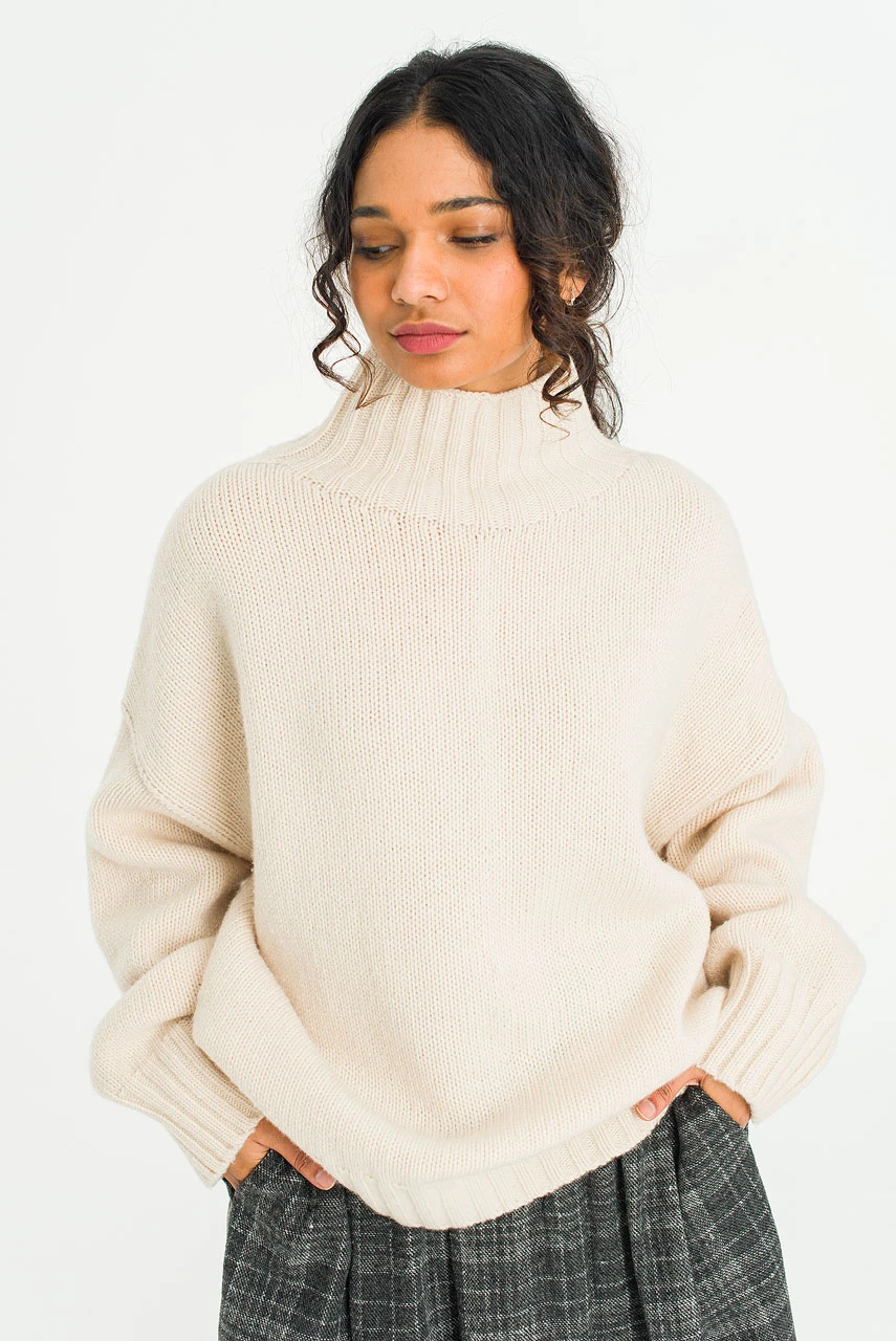 Loose Fit Soft Knit, Ivory