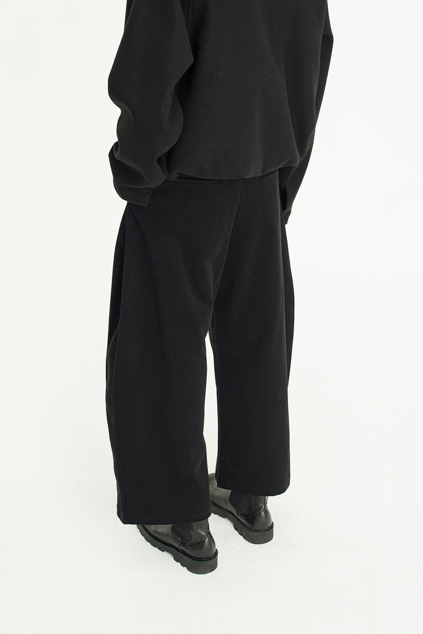 Menswear | Barrel Pants, Black