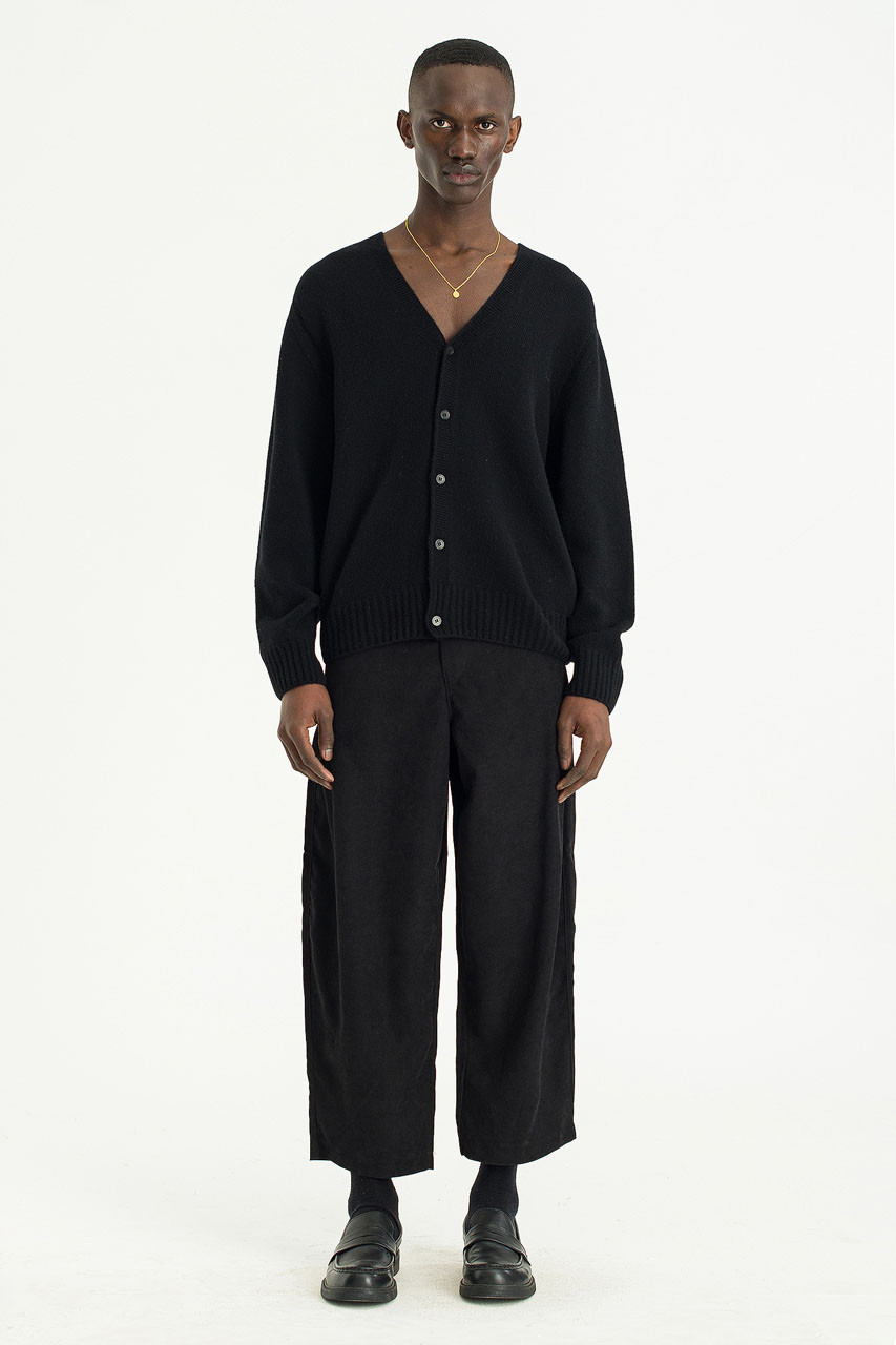 Menswear | Lightweight Curved Pants, Black