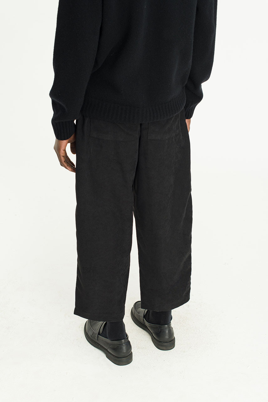Menswear | Lightweight Curved Pants, Black