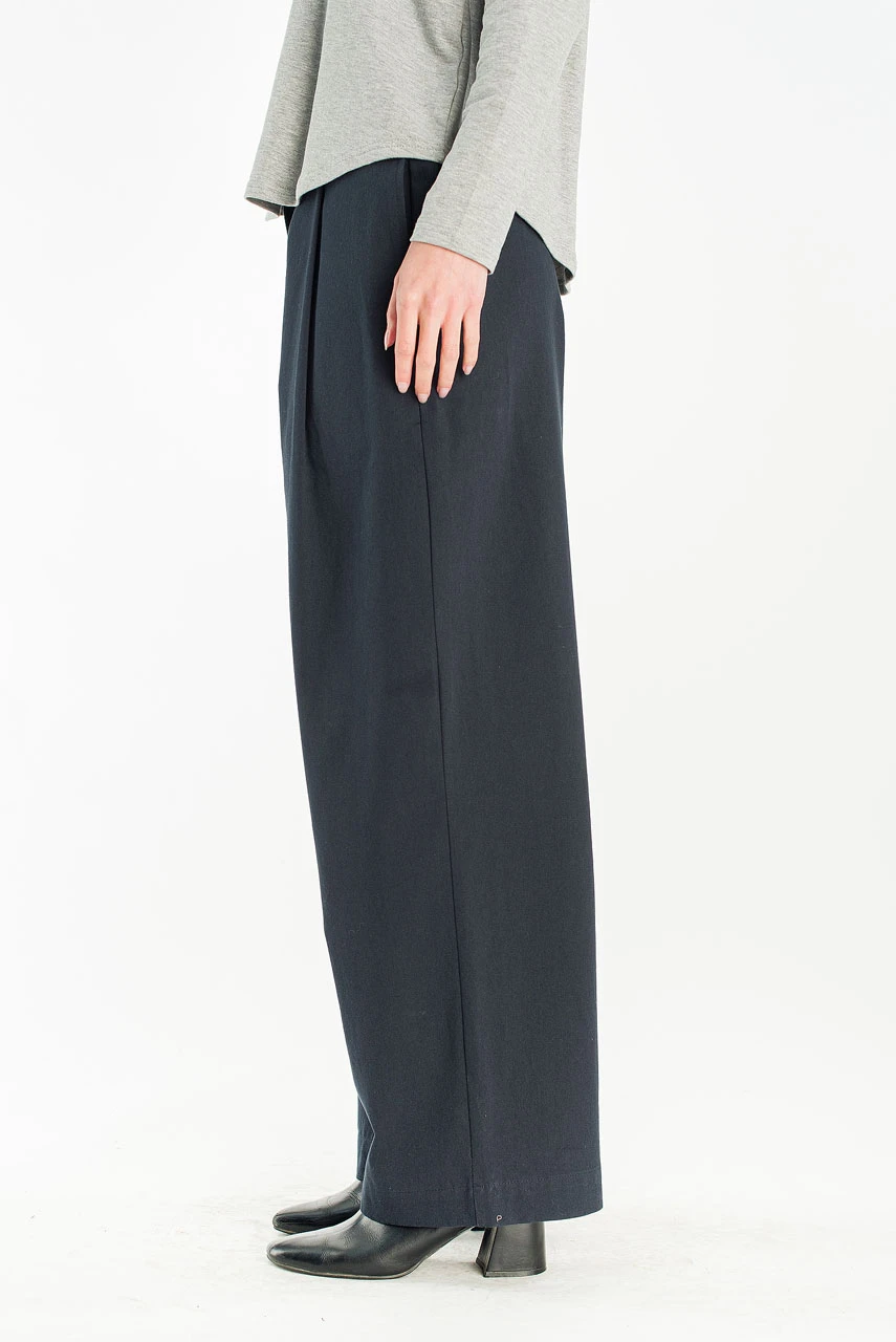 Cosy Pin Tuck Pants, Navy