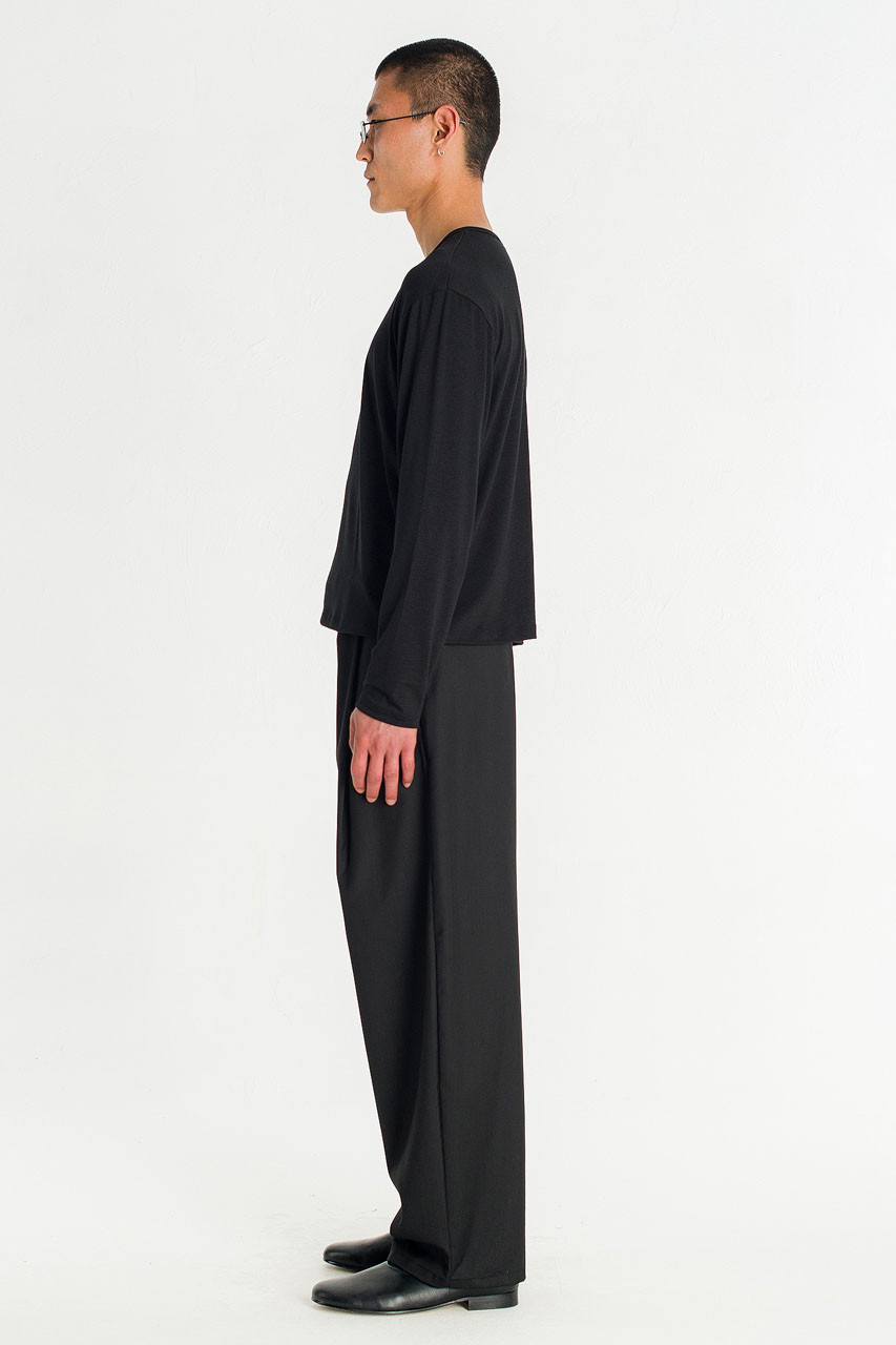Menswear | Curved Pleated Slacks, Black