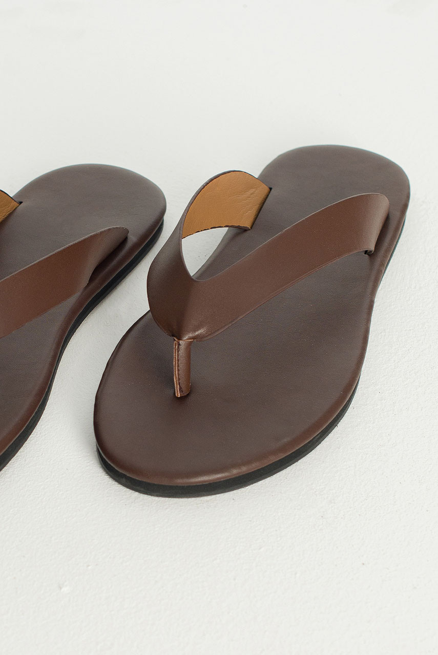 Menswear | Leather-Look Flip Flops, Brown