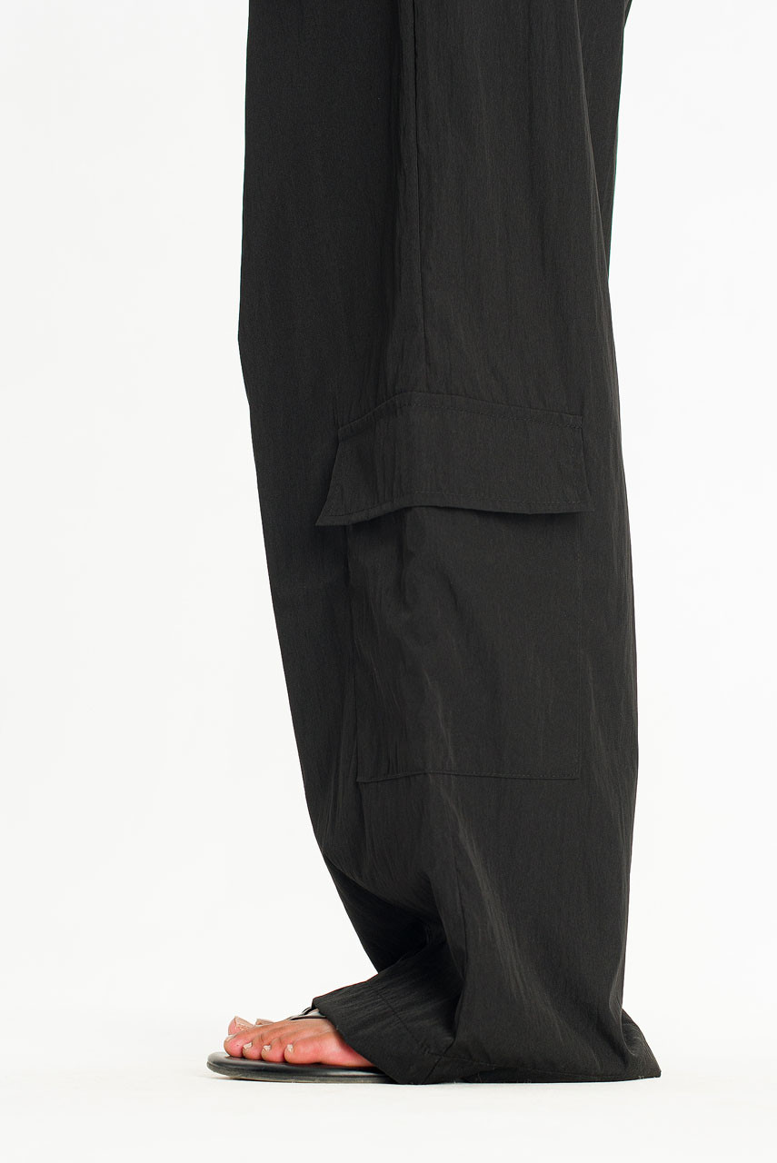 Latte Banding Waist Cargo Trousers , Black