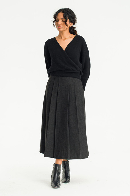 elu Peony wool skirt- Charcoal/ Ivory