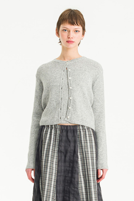 JILTU scallop knit cardigan（グレー） Scallop Edge Crew Cardigan-Heather Grey – Fame on Central