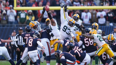 Green Bay Packers Hold Off Chicago Bears in Thrilling 20-19 Win! Green Bay Packers Hold Off Chicago Bears in Thrilling 20-19 Win!