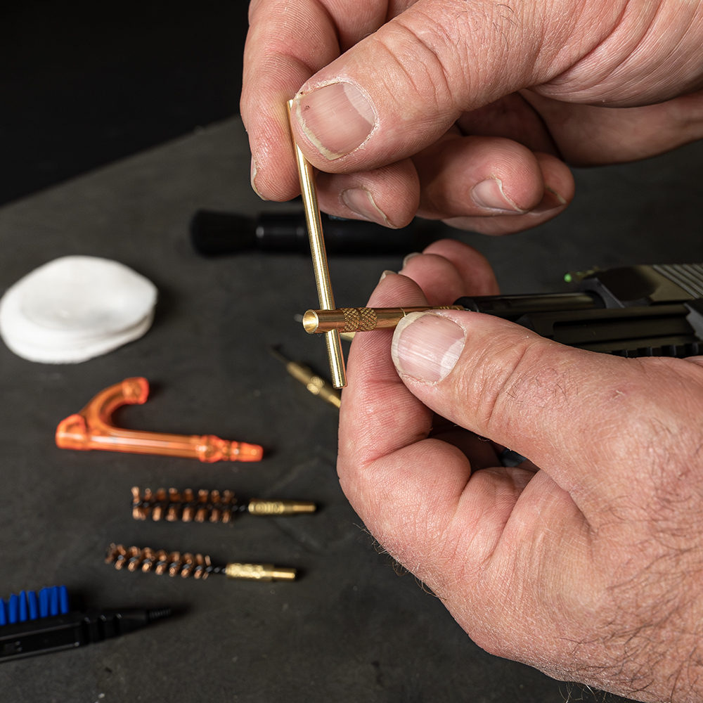 Guns &Shooting 雑誌セット 9冊+おまけ Otis Technology 5.7mm gun cleaning kit | Smart Gun Care | USA