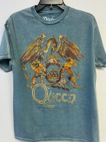 Queen Vintage Queen Japanese Unisex Tee
