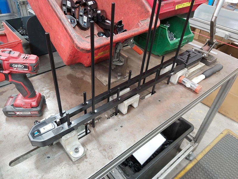 black-arrow-1.jpg black-arrow-1.jpg